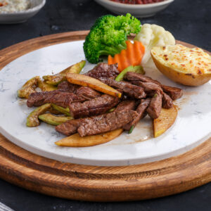 Tendorloin with avacado and Quince sauce